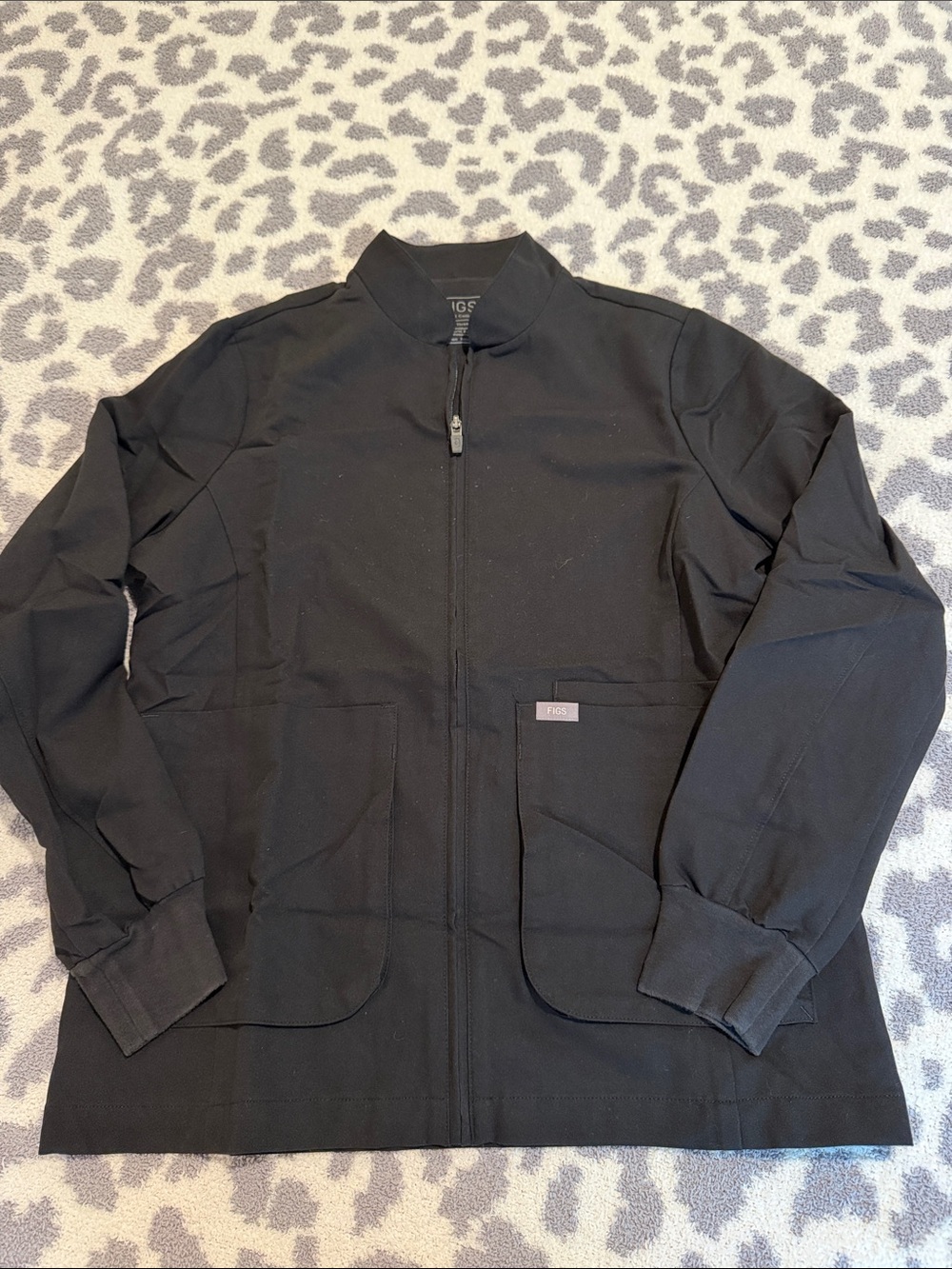 FIGS Men's Black Lightweight Zip Jacket